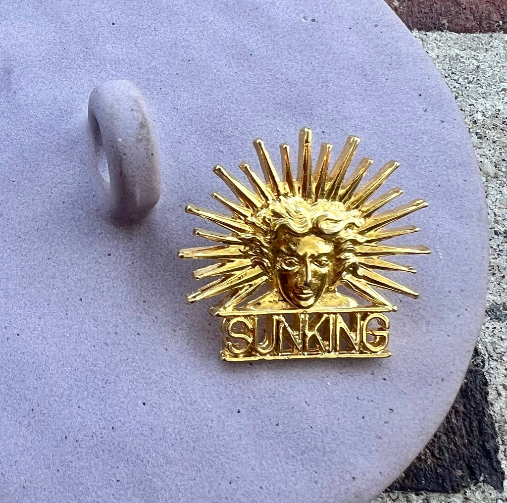 Sunking pin